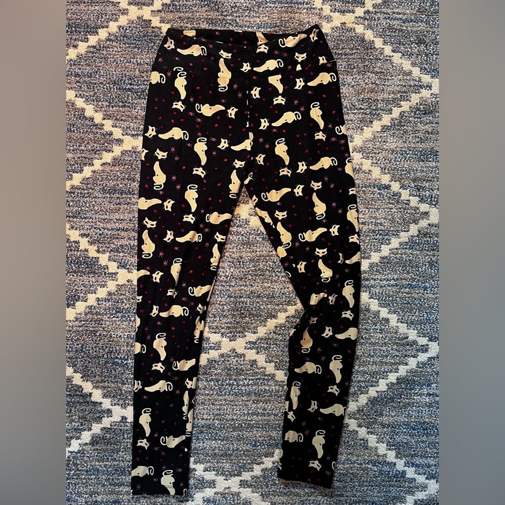 LuLaRoe Size OS Cat Leggings